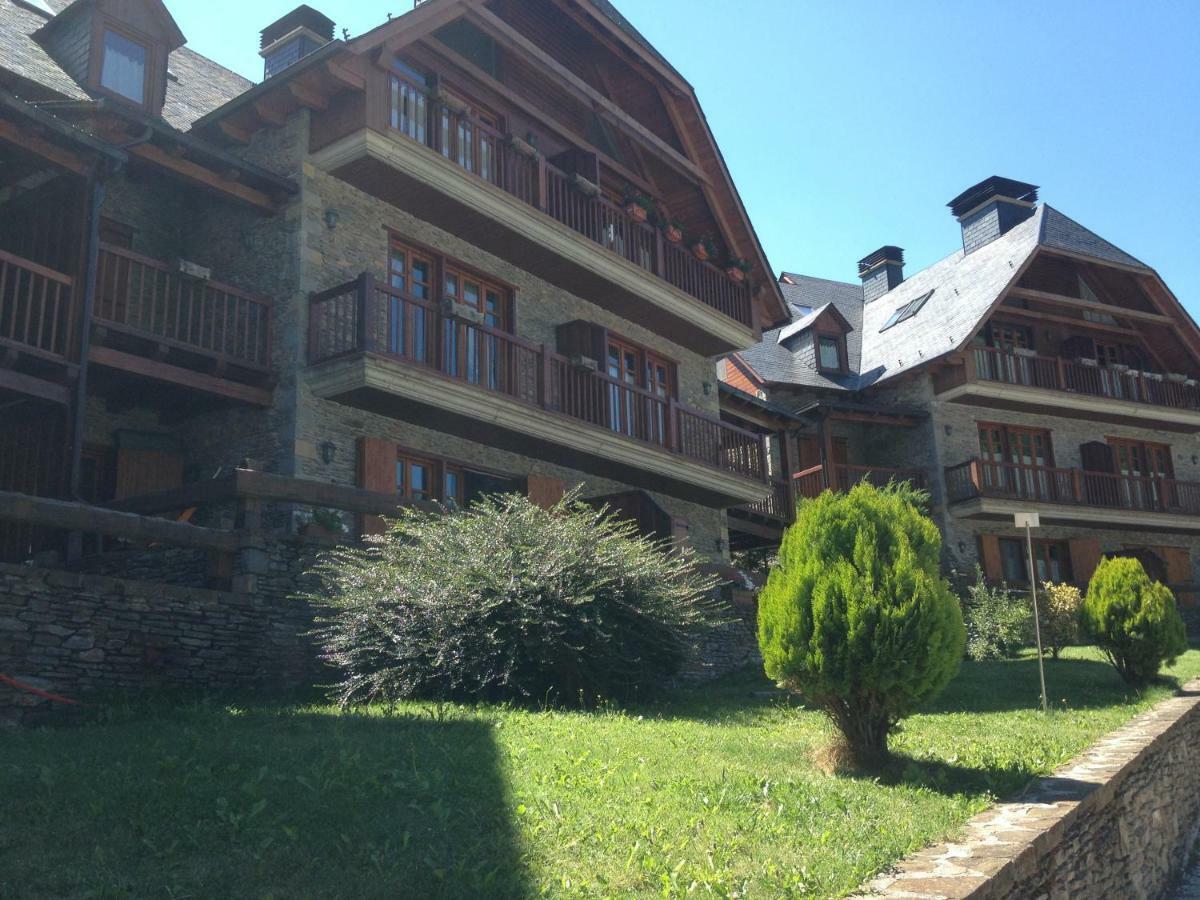 Apartamento Forcanada Les Bordes ภายนอก รูปภาพ
